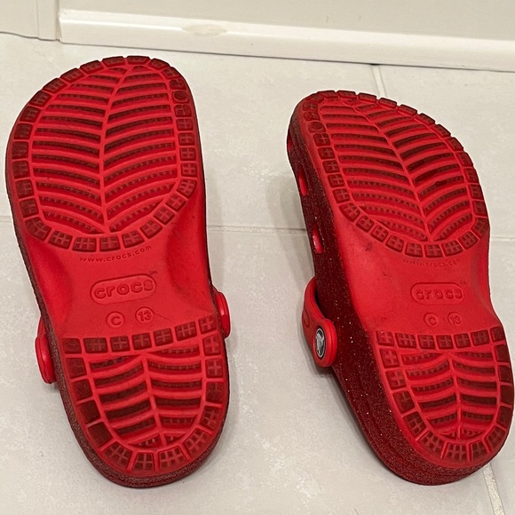Red glitter crocs - Picture 7 of 7